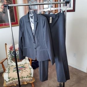 NWT Ann Taylor wool pant suit